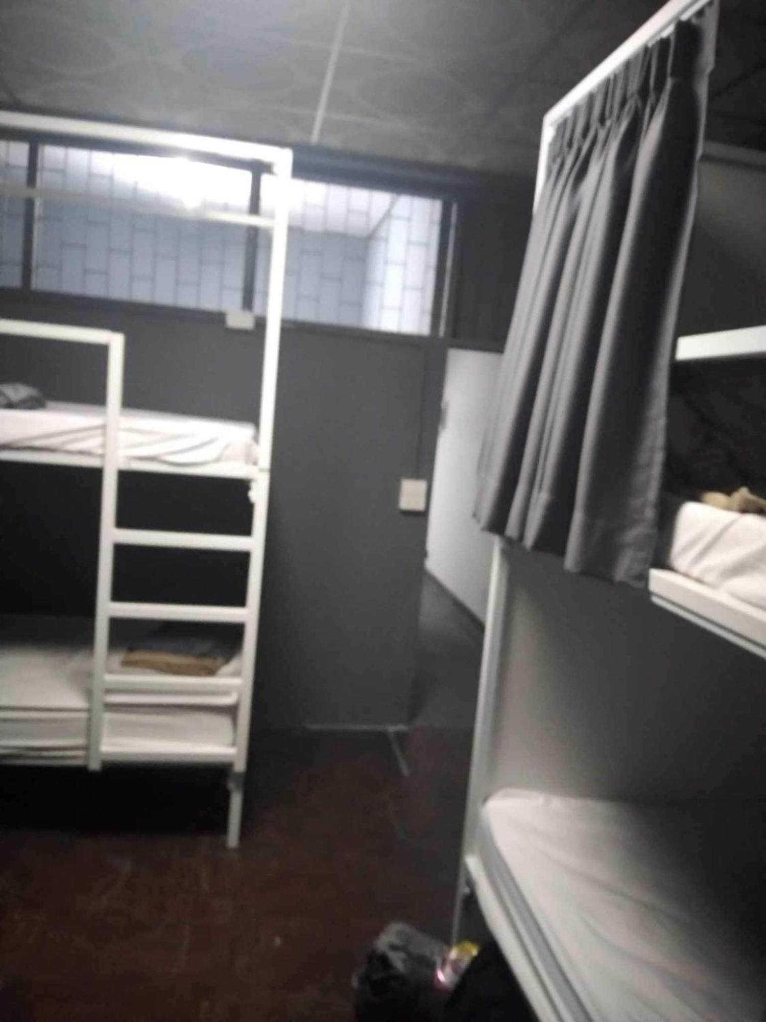 W District Hostel Bangkok Dış mekan fotoğraf